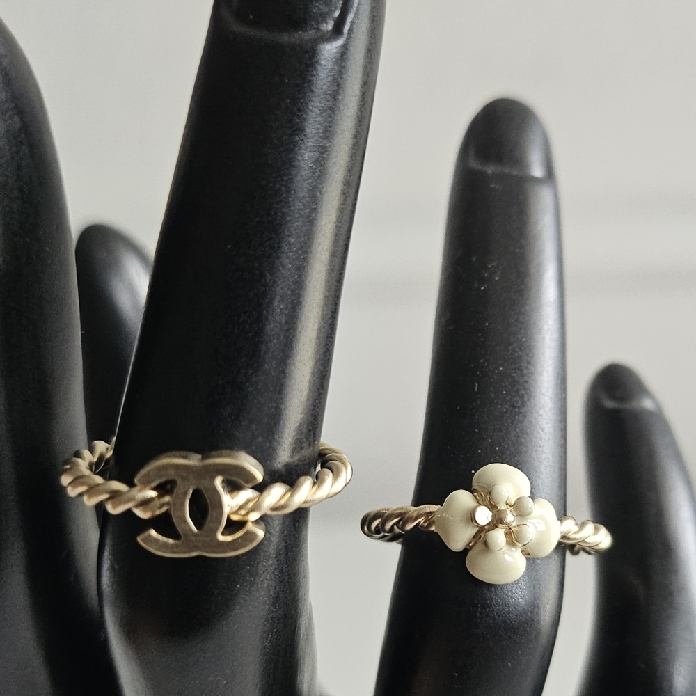 Chanel Double Enamel Camellia & CC Twist Ring Set - Picture 7 of 12